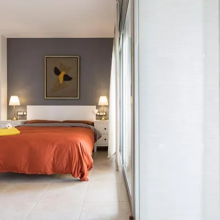 Piso De 2 Habitaciones, 3 Piscinas Y Cerca Del Mar * רוזס